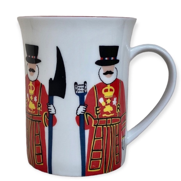 Nicholas-John Beefeater No. 2 of 8 English Fine Bone China Mug - Picture 2 of 5